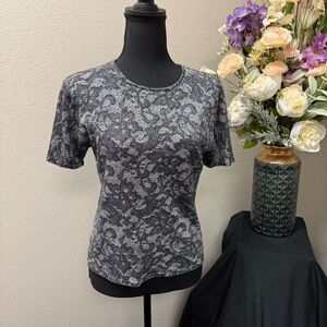 Kasper Petite 10P Metallic Shimmer Knit Short Sleeve Top Gray Navy Sparkle